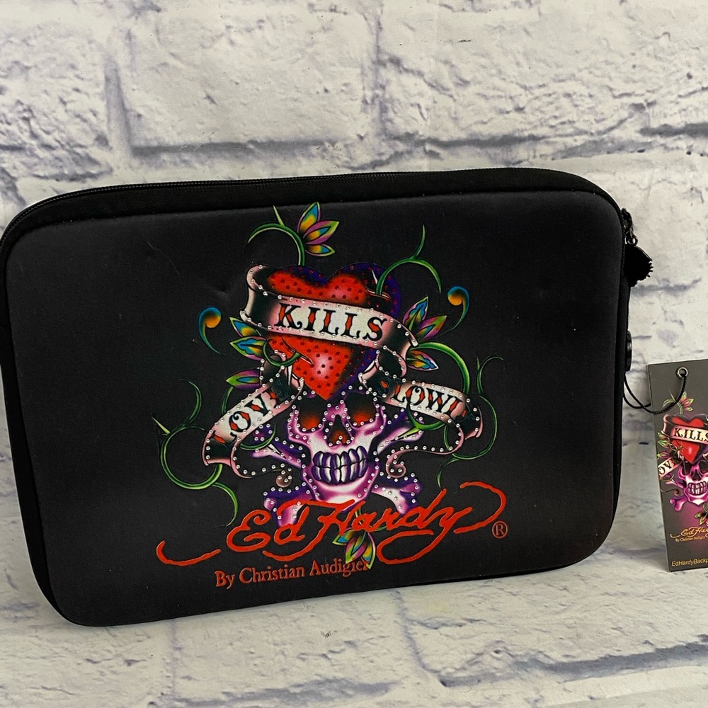 NWT Ed Hardy Tablet Cover